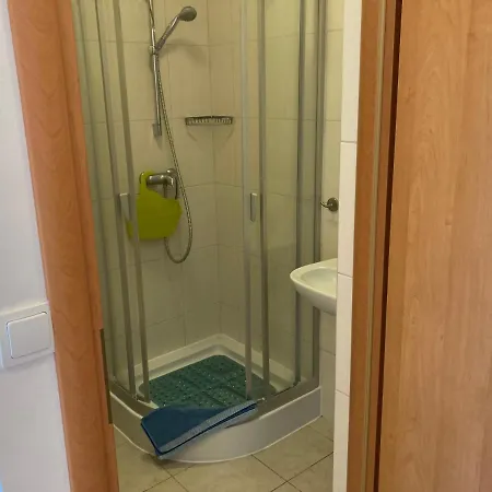 Glada ベッド・アンド・ブレックファスト 3*