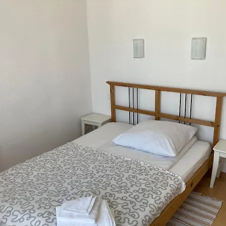 Glada Bed & Breakfast