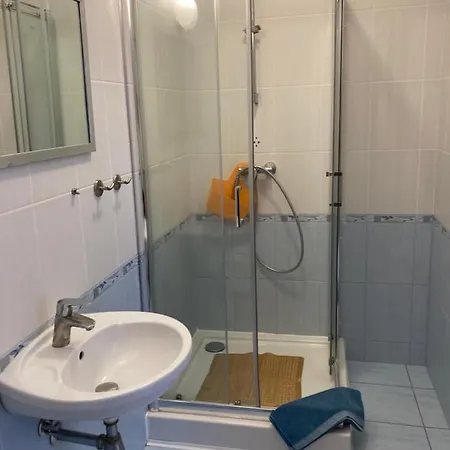 Glada ベッド・アンド・ブレックファスト