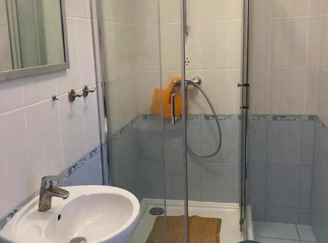 Glada Bed and breakfast